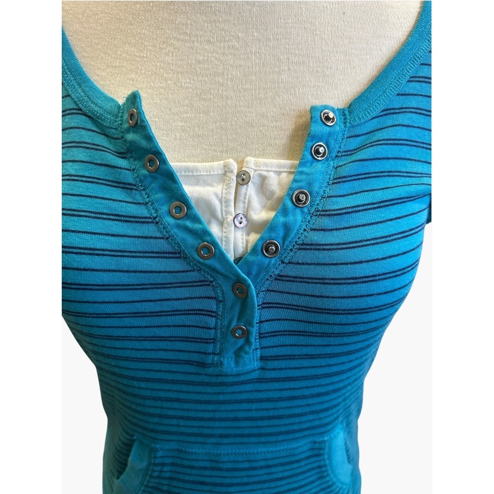 NWT Y2K Energie Striped Henley Top SS Kangaroo Pocket Junior Large Bella Swan - Picture 4 of 16
